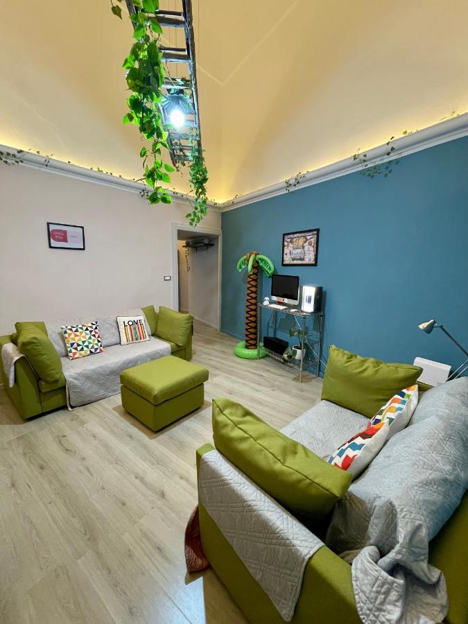 4 Balconi Rooms Paladini B&B E Appartamenti Lecce Exterior foto