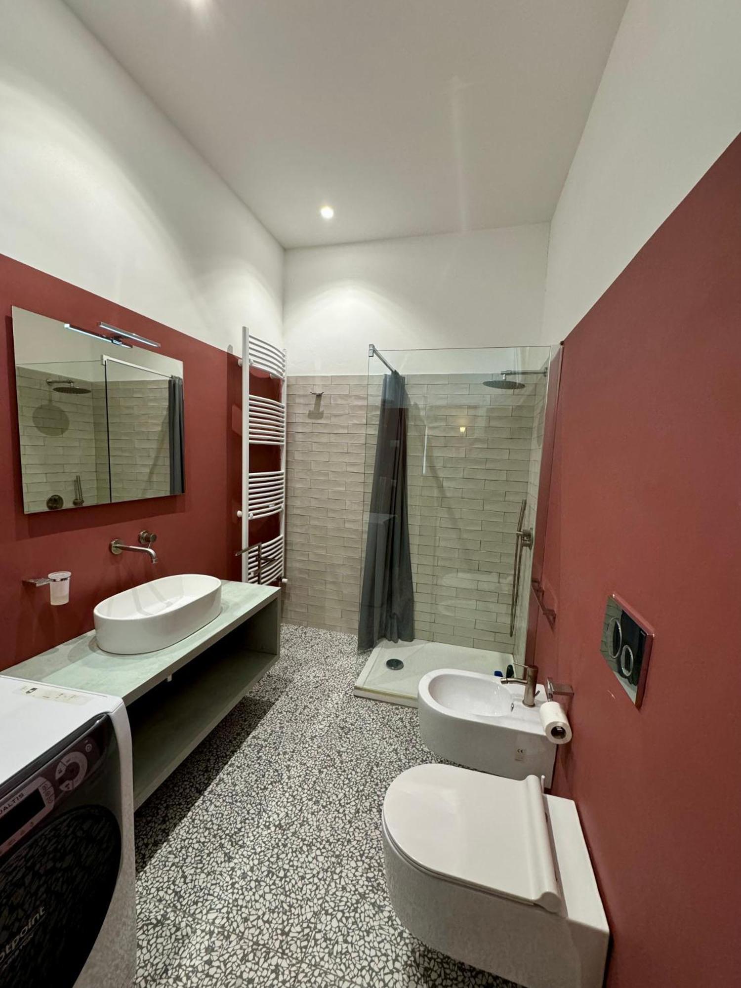 4 Balconi Rooms Paladini B&B E Appartamenti Lecce Exterior foto